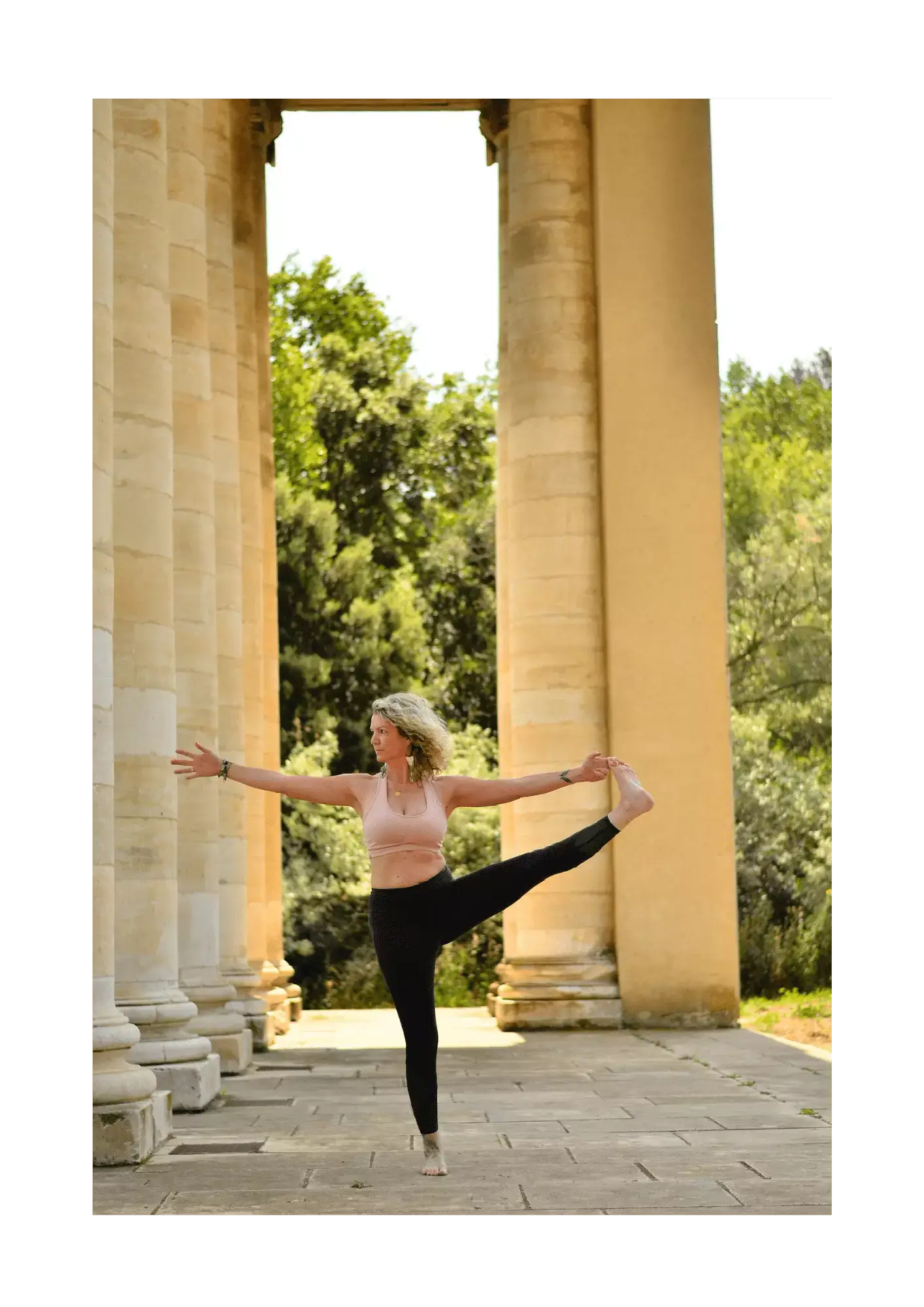 photo yoga-min photo yoga-min